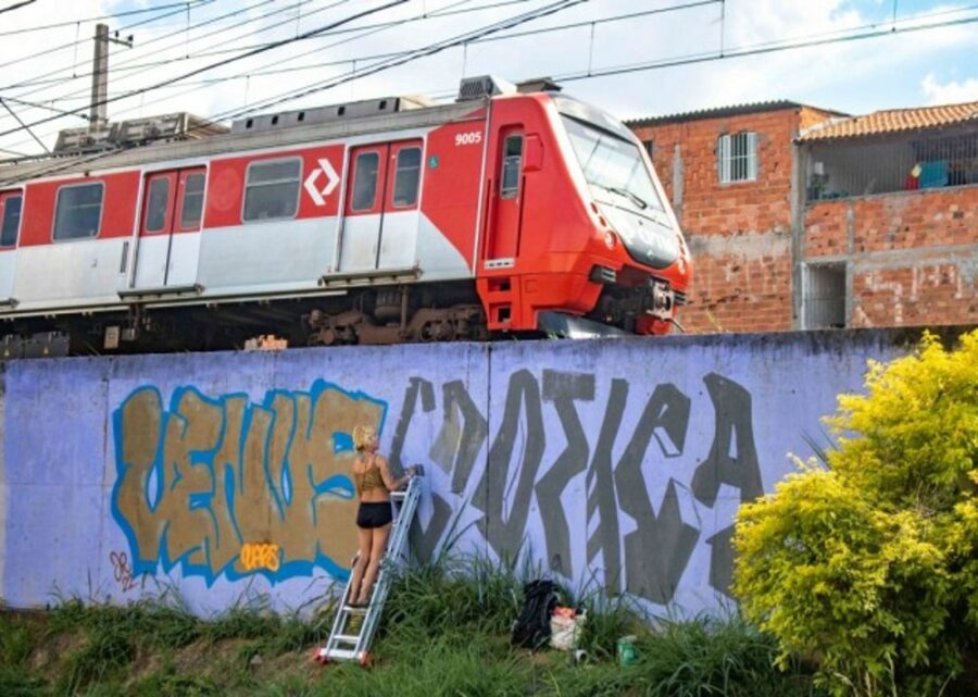 Cintia (Bonnie), moradora de Mauá, no ABC Paulista e uma das organizadoras do Grapixurras das Minas_mulheres no grafite