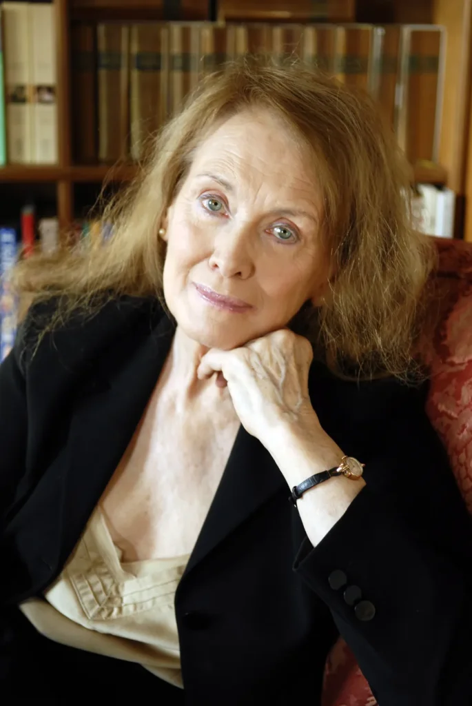 Anne Earnaux, autora francesa