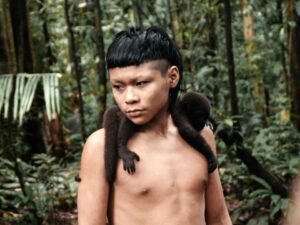 Filme A Invenção do Outro. Dia dos Povos Indígenas
